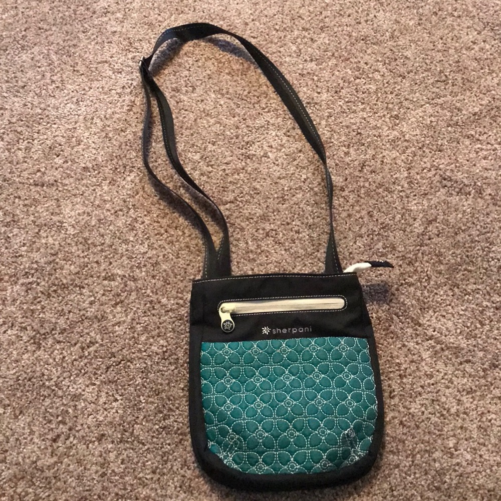 Sherpani Prima LE Anti Theft Teal Small Purse